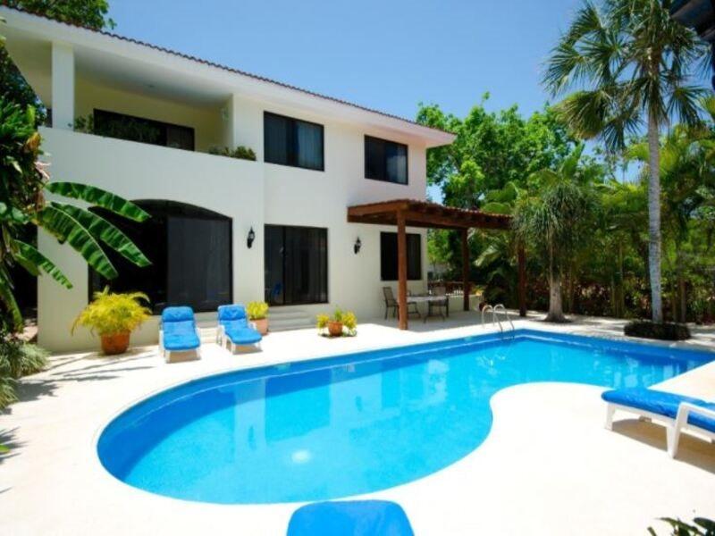 Green Oasis Home Boutique Плая дел Кармен Екстериор снимка
