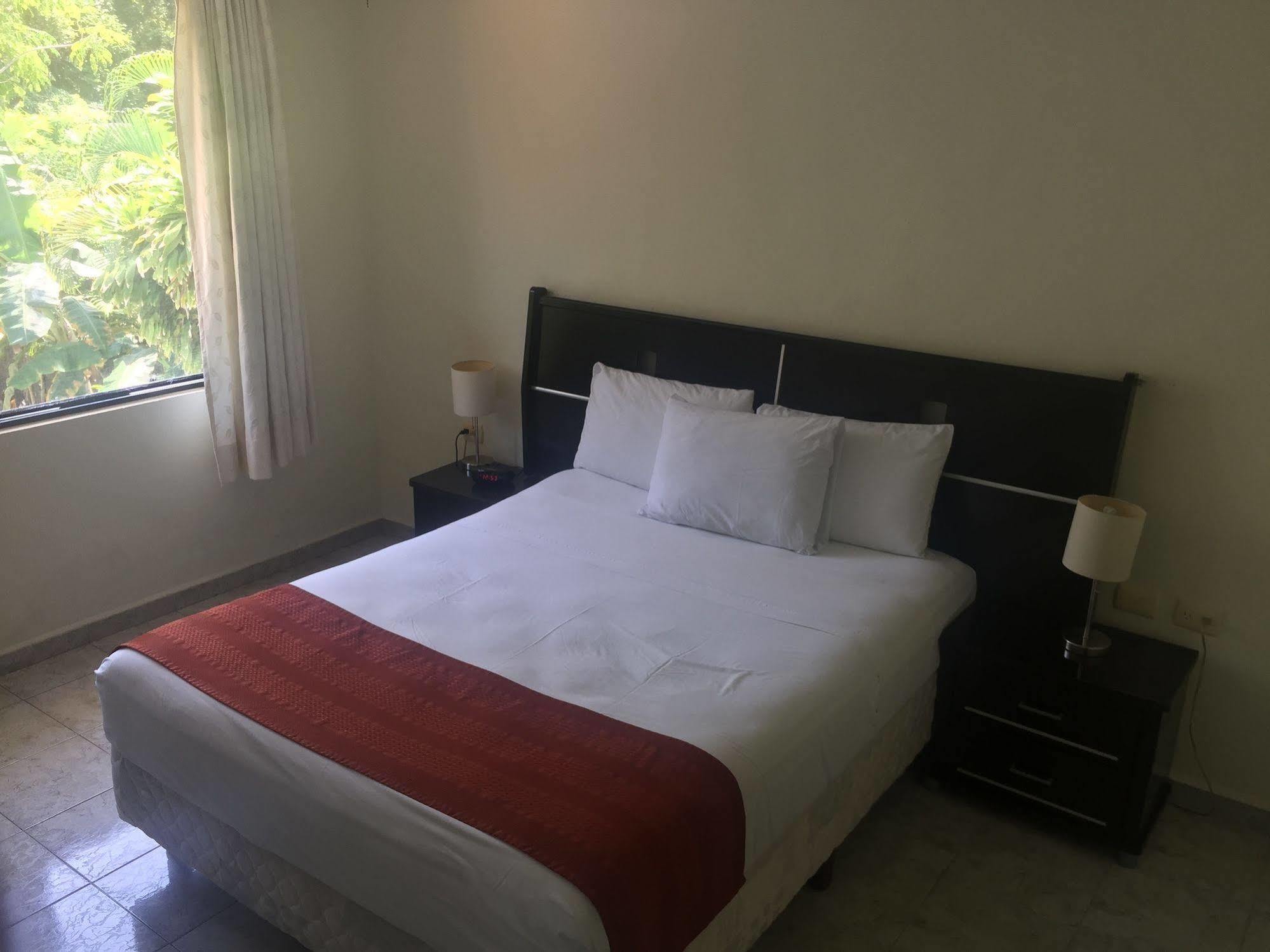 Green Oasis Home Boutique Плая дел Кармен Екстериор снимка