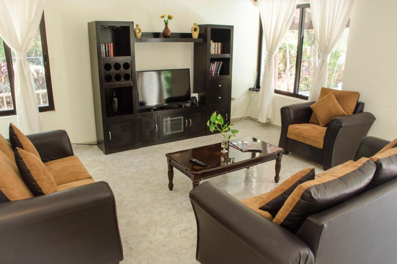 Green Oasis Home Boutique Плая дел Кармен Екстериор снимка